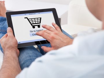 Offline Sales Tips for Online Merchants