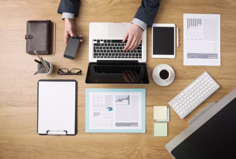 Ways to keep your desk tidy