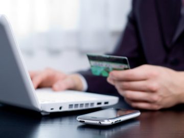 E-commerce financial services